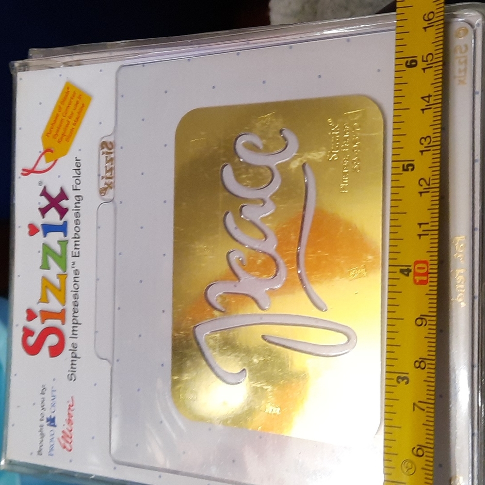 Sizzix Simple Impressions phrase peace Embosser